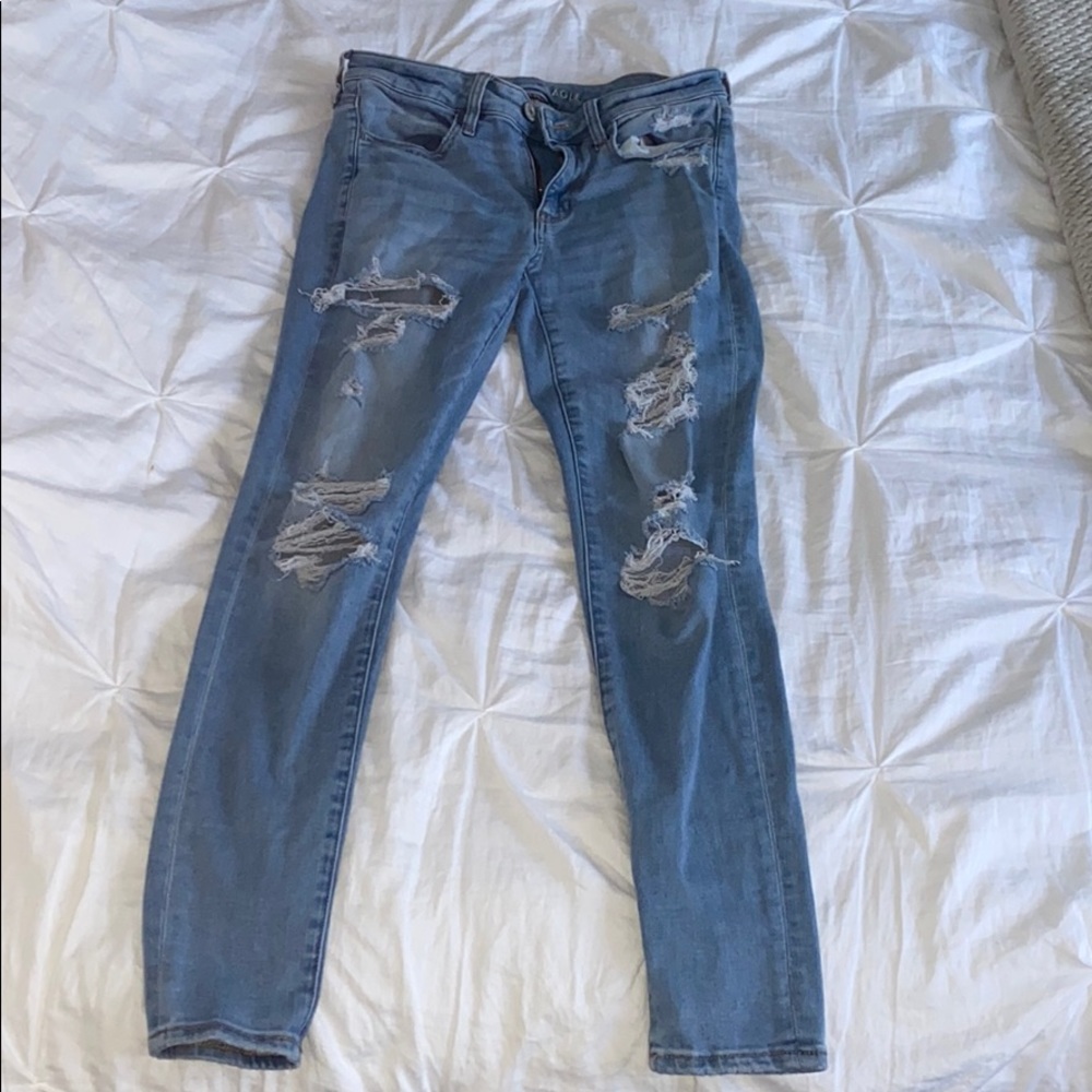 American eagle blue ripped jeans